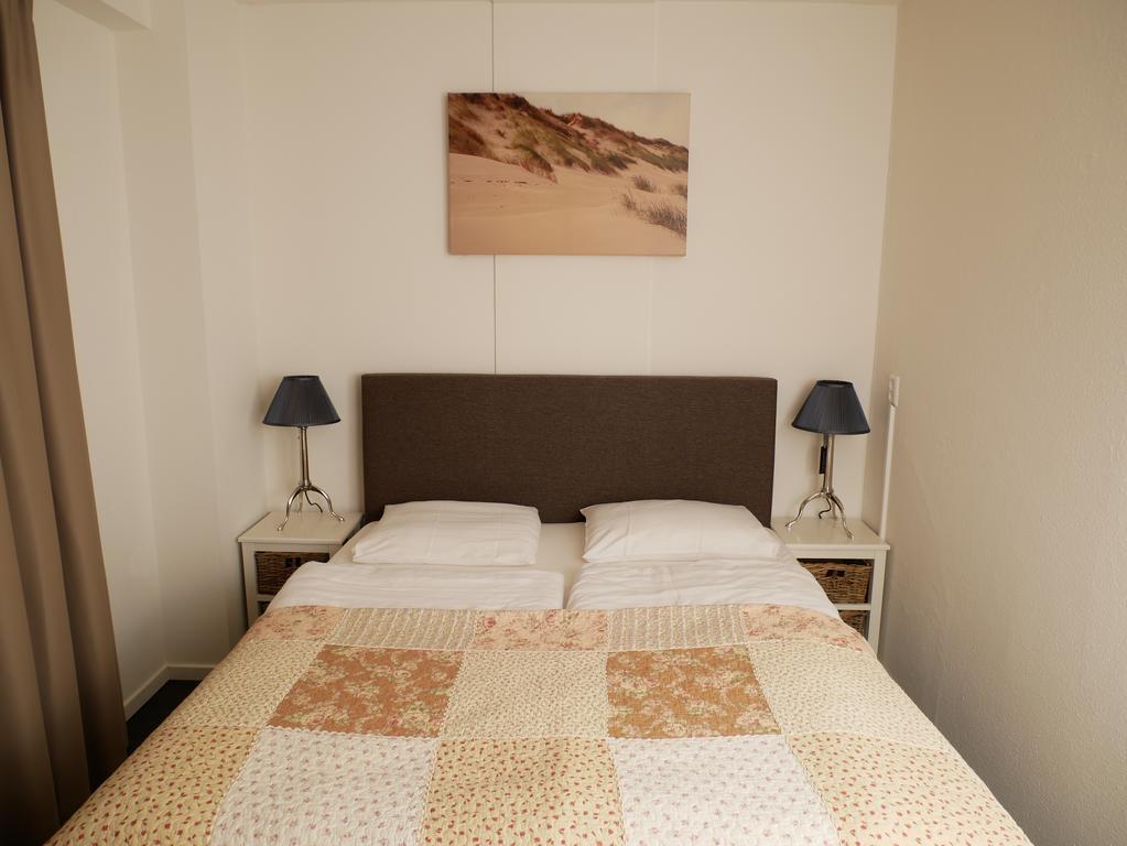 Huize De Duinen Aparthotel Bergen aan Zee Exterior photo
